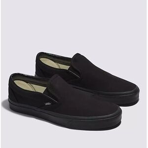 VANS UNISEX SLIP ON SNEAKERS